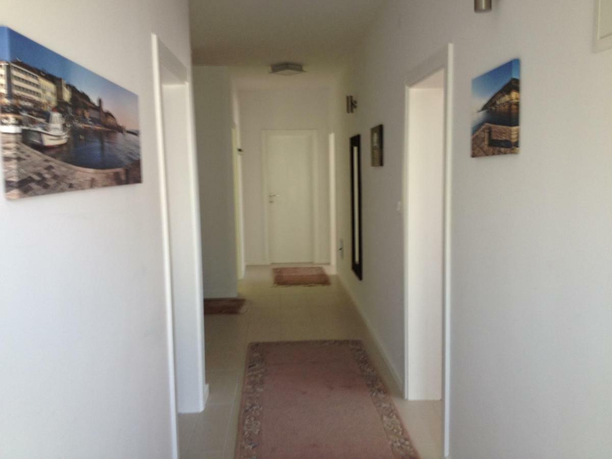 Apartment Lenka Senj  Esterno foto